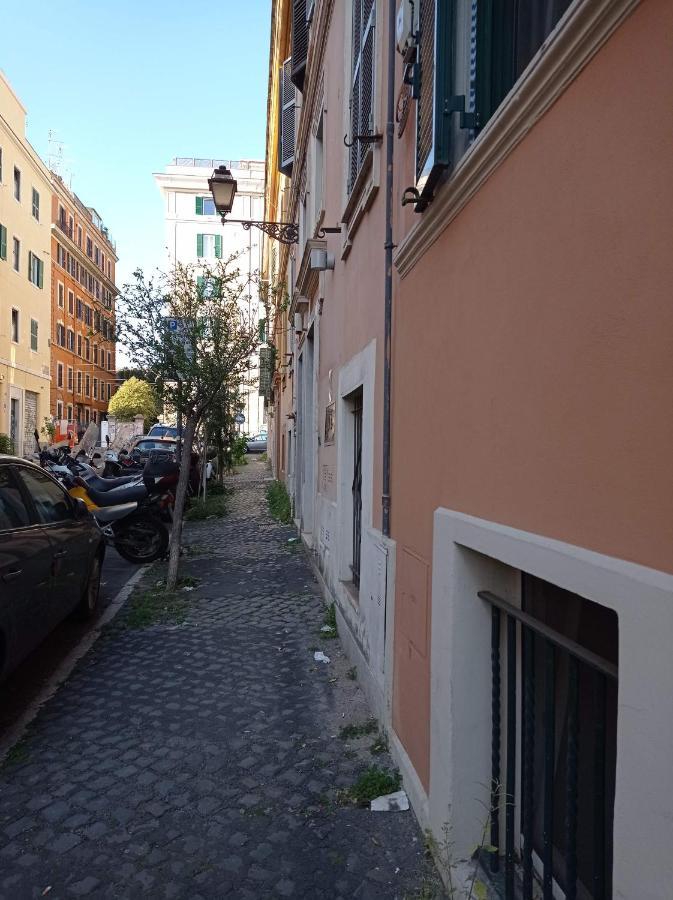 Studio Flat Porta Maggiore Rome Bagian luar foto