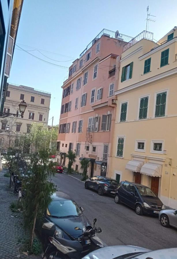 Studio Flat Porta Maggiore Rome Bagian luar foto