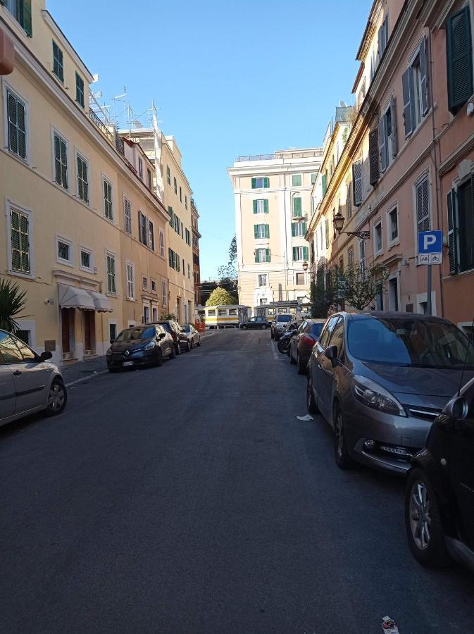 Studio Flat Porta Maggiore Rome Bagian luar foto